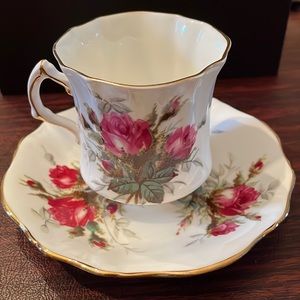 Hammersley & Co. Grandmother’s Rose Teacup/set